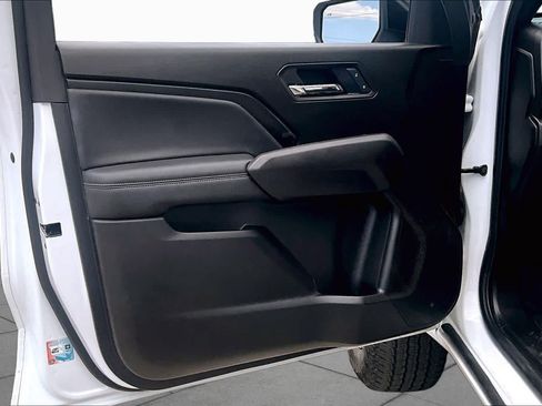 Certified 2025 GMC Canyon Elevation w/ Convenience Package AWD/4WD image 22
