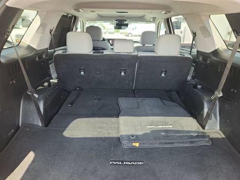 Used 2023 Hyundai Palisade SEL AWD/4WD image 35