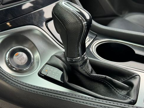 Used 2017 Nissan Maxima SR w/ Midnight Edition image 17