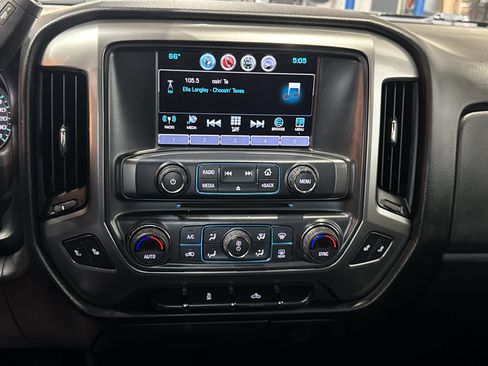Used 2017 Chevrolet Silverado 1500 LT w/ All Star Edition AWD/4WD image 26