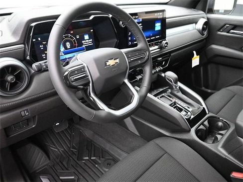 New 2026 Chevrolet Colorado LT image 17