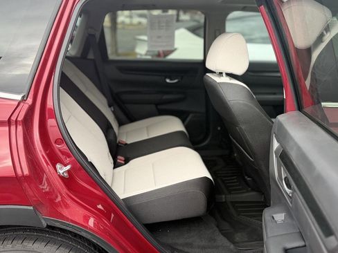 Certified 2025 Honda CR-V EX image 31