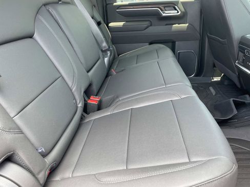 New 2025 GMC Sierra 2500 SLT w/ SLT Premium Package image 24