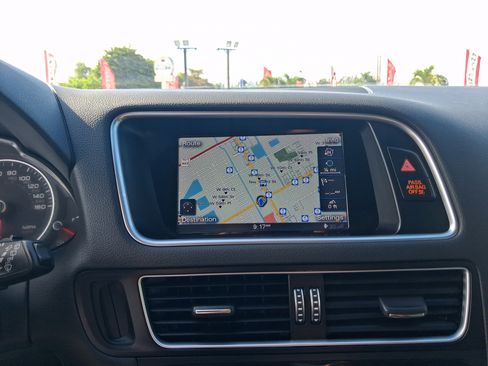 Used 2017 Audi Q5 2.0T Premium Plus AWD/4WD image 21