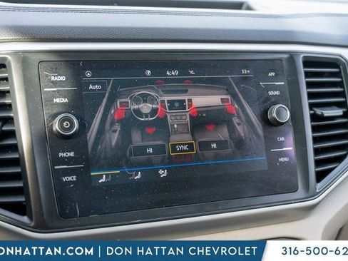 Used 2021 Volkswagen Atlas SE w/ Panoramic Sunroof Package image 9