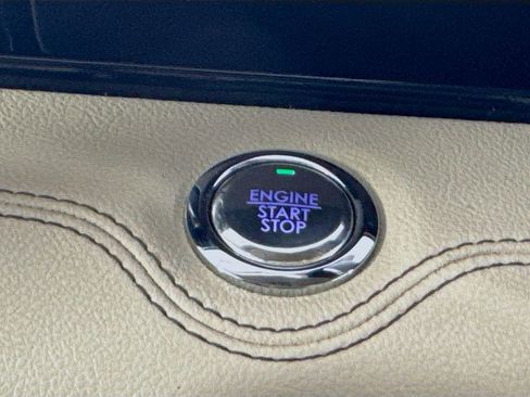 Used 2019 Lincoln Navigator L Reserve image 19