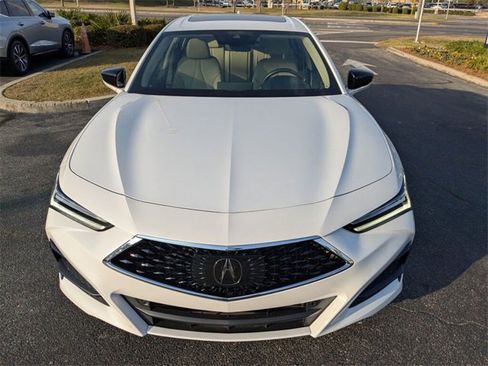 Certified 2022 Acura TLX w/ Technology Package image 4
