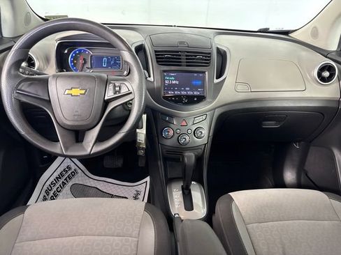 Used 2016 Chevrolet Trax LS AWD/4WD image 23