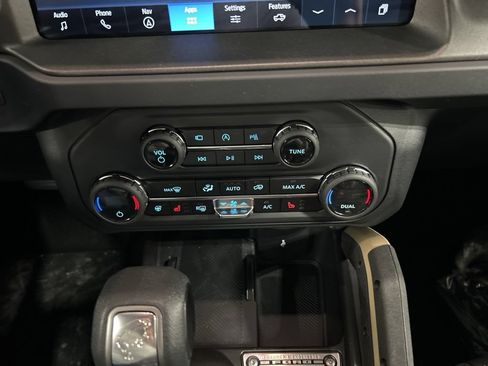 New 2026 Ford Bronco Badlands AWD/4WD image 23