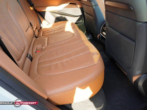 Used 2019 BMW X5 xDrive40i w/ M Sport Package AWD/4WD image 38