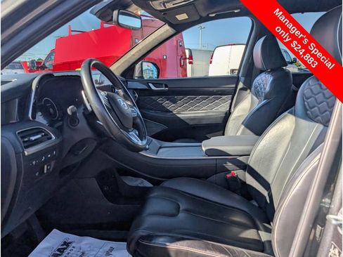 Used 2021 Hyundai Palisade Calligraphy image 14