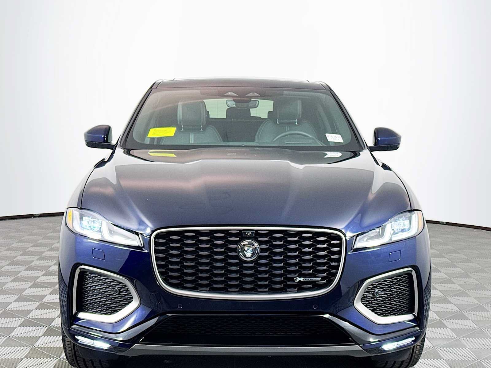 New 2025 Jaguar F-PACE R-Dynamic S AWD/4WD image 2