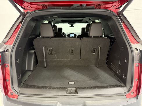 Used 2023 Chevrolet Traverse RS image 47