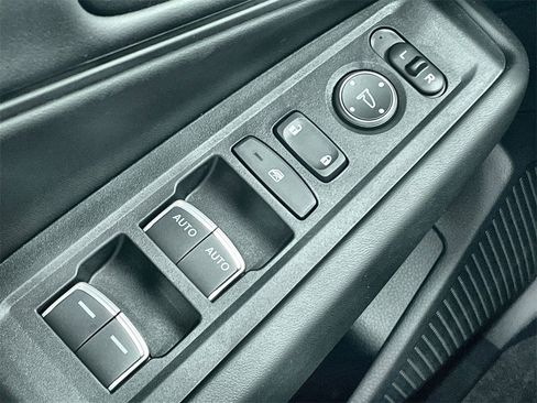 New 2025 Honda Accord SE image 12