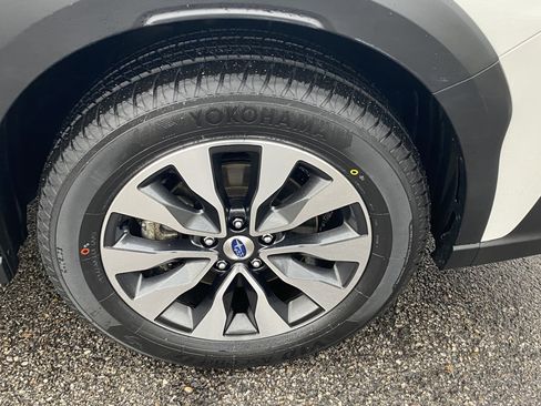 Used 2023 Subaru Outback Touring XT image 27