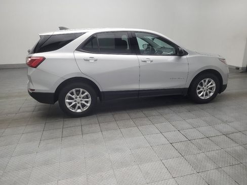 Used 2018 Chevrolet Equinox LS FWD image 10