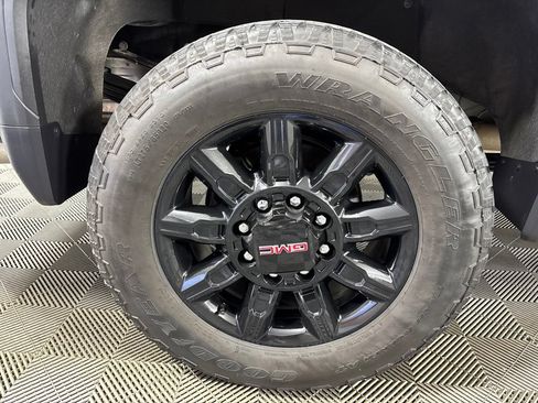 Certified 2024 GMC Sierra 2500 AT4 w/ AT4 Premium Plus Package AWD/4WD image 23