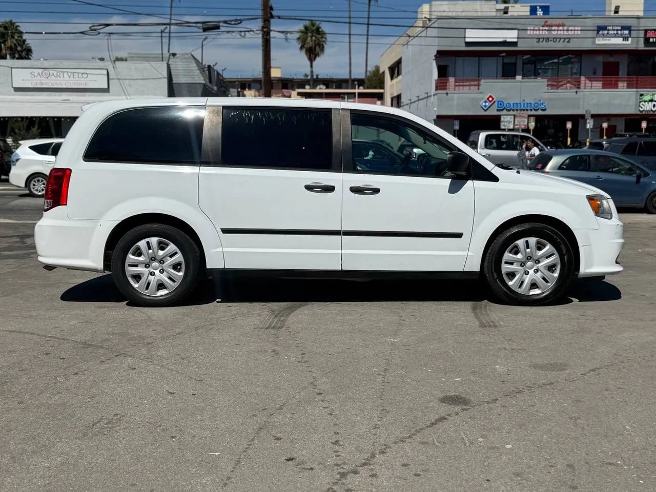 Used 2015 Dodge Grand Caravan American Value Package w/ UConnect Hands-Free Group FWD image 23