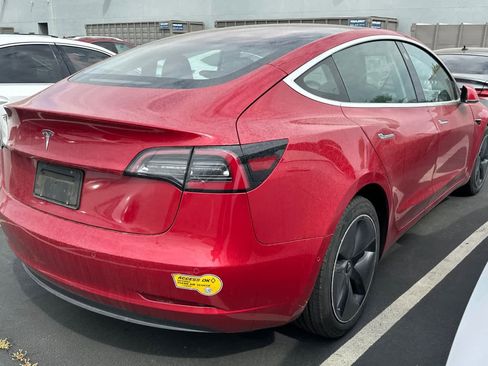 Used 2019 Tesla Model 3 Standard Range Plus RWD image 2