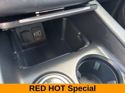 Used 2025 Ford Explorer ST-Line w/ ST-Line Street Pack AWD/4WD image 26