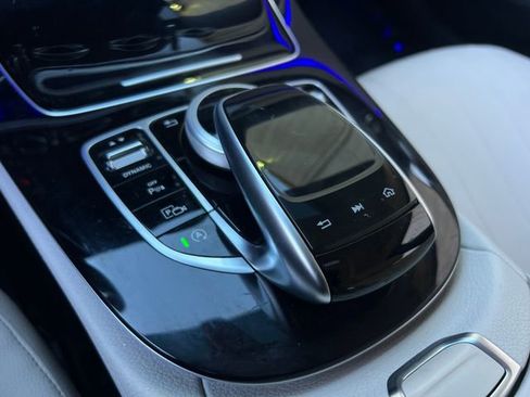 Used 2018 Mercedes-Benz E 300 image 26