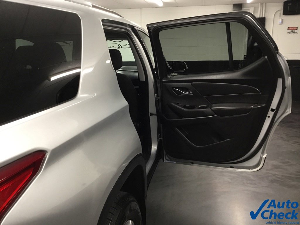 Used 2018 Chevrolet Traverse LT AWD/4WD image 36