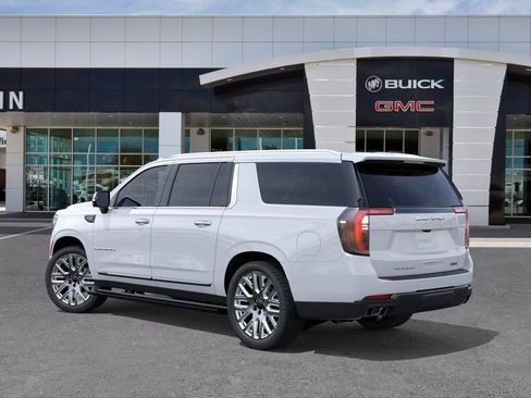 New 2026 GMC Yukon XL Denali Ultimate AWD/4WD image 3