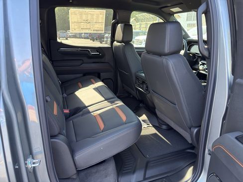 New 2026 GMC Sierra 1500 AT4 w/ AT4 Premium Package AWD/4WD image 19