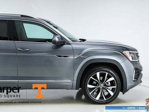 Used 2025 Volkswagen Atlas SEL Premium R-Line AWD/4WD image 12