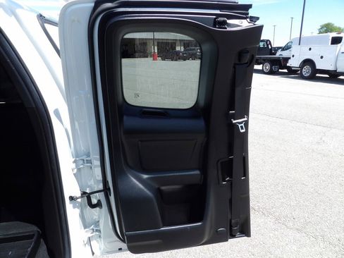 Used 2022 Toyota Tacoma SR RWD image 27