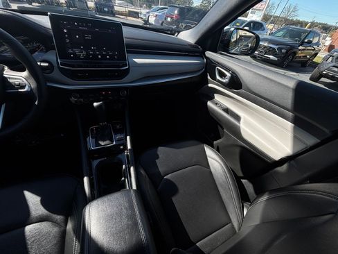 Used 2025 Jeep Compass Limited AWD/4WD image 41
