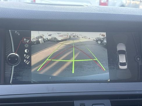 Used 2012 BMW 528i Sedan image 28