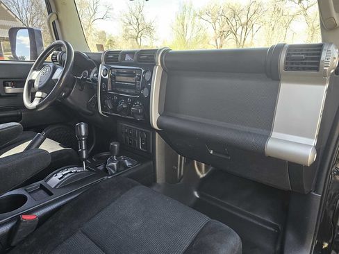 Used 2007 Toyota FJ Cruiser 4WD image 27