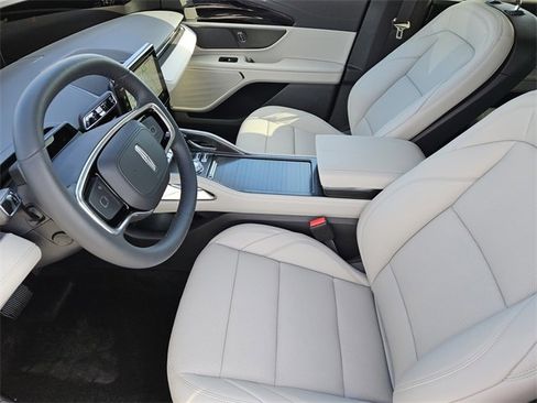 New 2026 Lincoln Nautilus Premier image 12