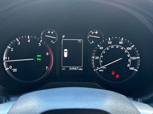 Used 2023 Lexus GX 460 Premium image 18