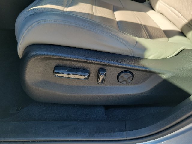 Used 2020 Honda CR-V EX-L image 11