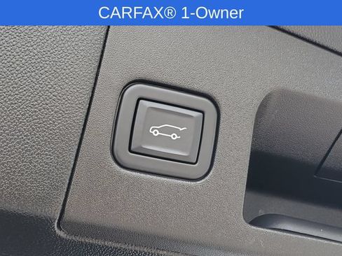 Certified 2024 Cadillac XT5 Luxury w/ LPO, Floor Liner Package AWD/4WD image 27