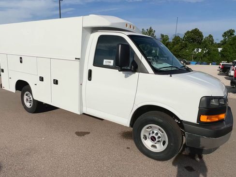 New 2025 GMC Savana 3500 w/ Power Convenience Package image 34