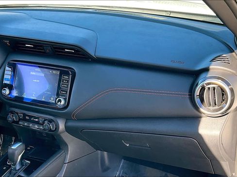 Used 2024 Nissan Kicks SR w/ SR Premium Package image 19