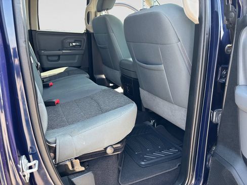 Used 2018 RAM 1500 Big Horn AWD/4WD image 40