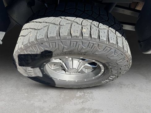 Used 2017 RAM 2500 Tradesman w/ Chrome Appearance Group AWD/4WD image 12