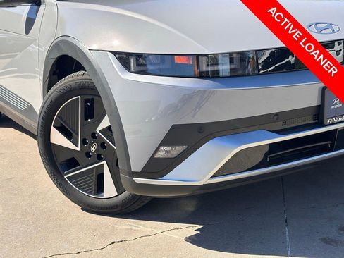 New 2026 Hyundai Ioniq 5 SEL image 2