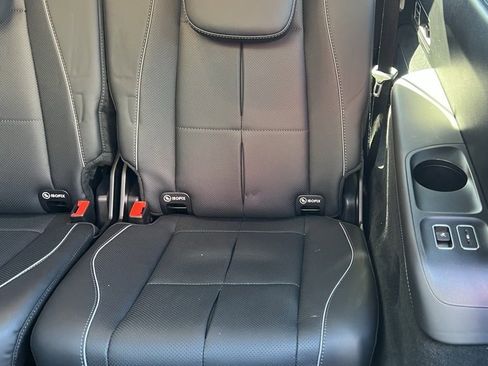 Used 2021 Mercedes-Benz GLS 580 GLS 580 image 17