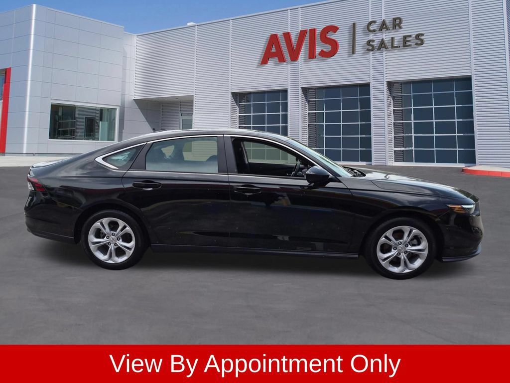 Used 2025 Honda Accord LX image 5