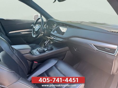 Used 2020 Cadillac XT4 Premium Luxury FWD image 23