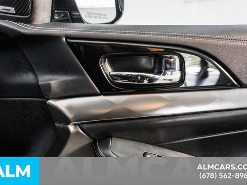 Used 2023 Nissan Maxima SL FWD image 45