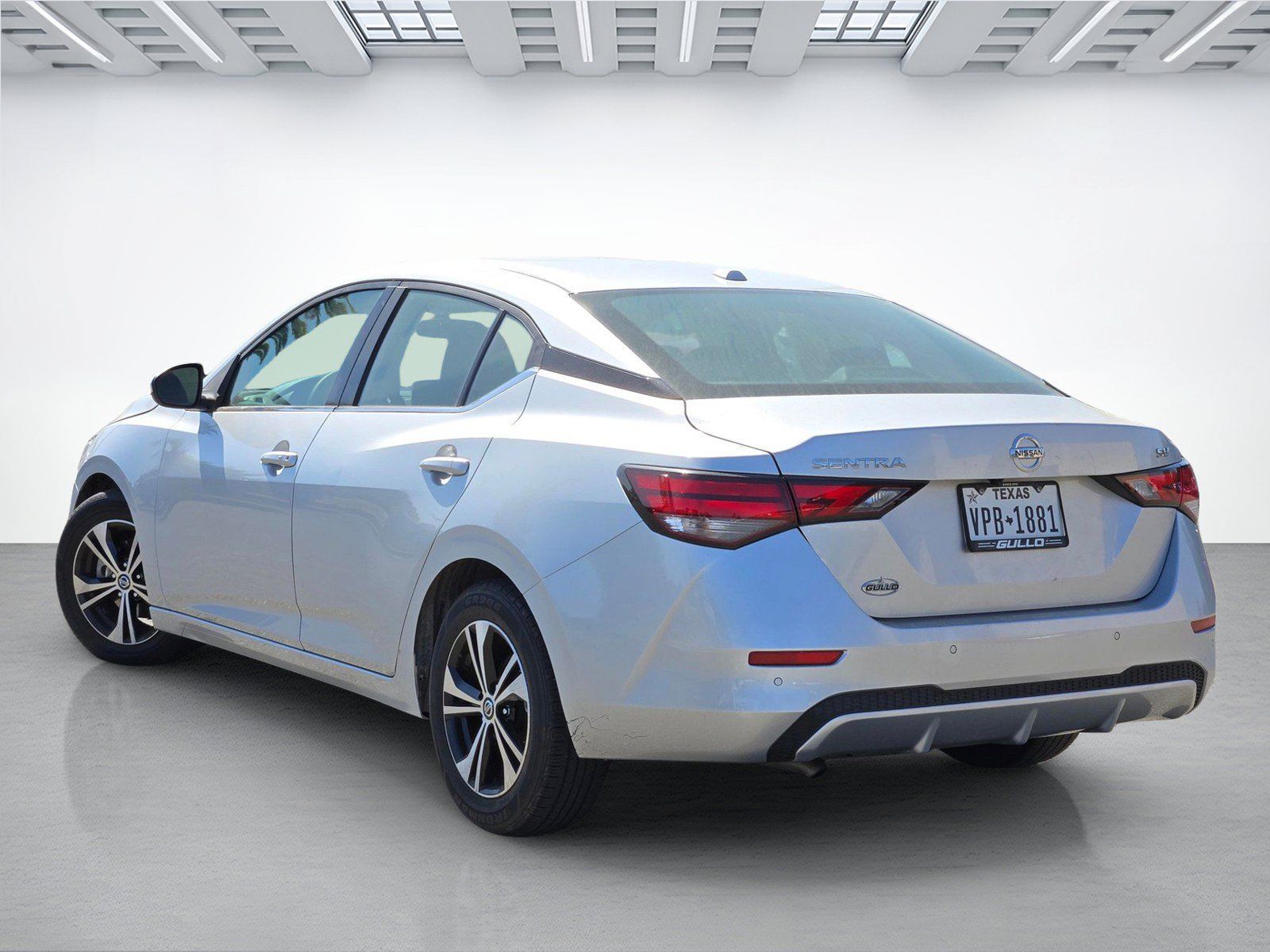 Used 2023 Nissan Sentra SV FWD image 6