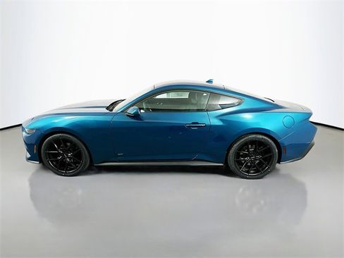 New 2026 Ford Mustang Coupe image 4