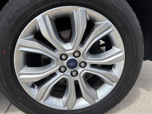 Used 2020 Ford Edge Titanium w/ Equipment Group 301A AWD/4WD image 51