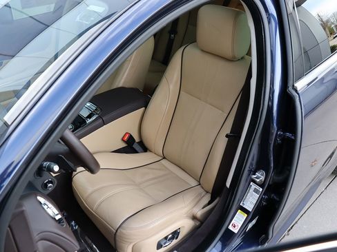 Used 2016 Jaguar XJ R-Sport image 36